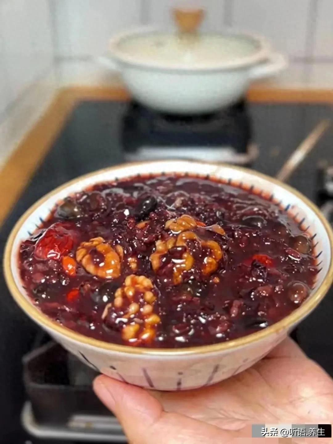 每天喝黑米粥会胖吗_黑豆滋补粥汤做法_黑豆养生食谱