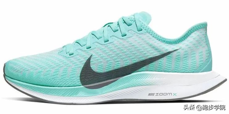 夏季跑步鞋选择指南_跑鞋透气性测试_什么牌子跑步机质量好