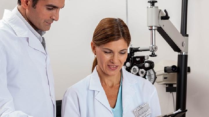 晨跑减肥还是夜跑减肥?一天中什么时间运动减肥最佳?