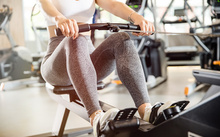 核心力量训练器材_收腹机健腹效果怎么样_健身球仰卧板划船机