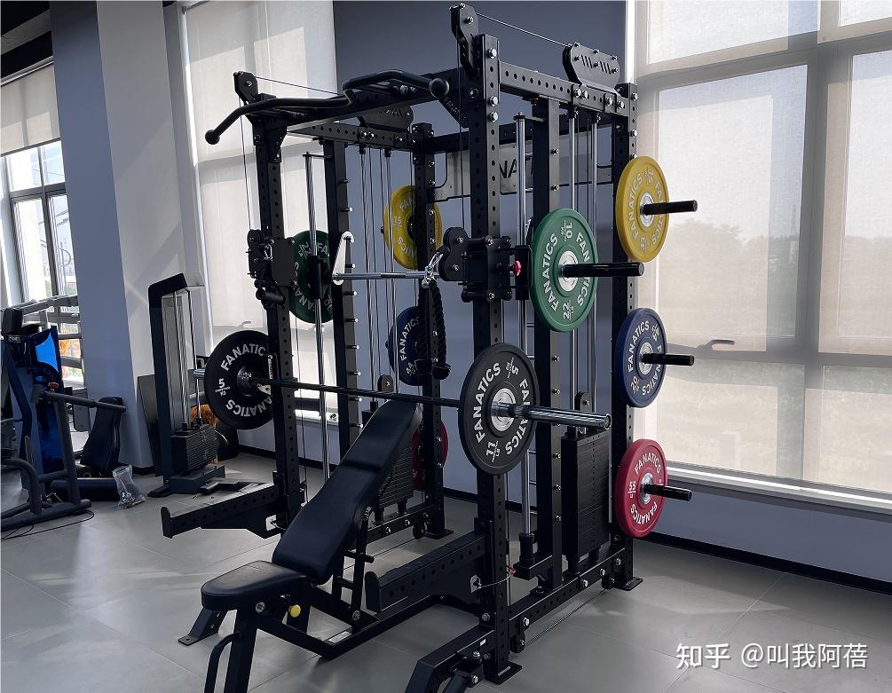 家用健身器材选购_健身椅锻炼方法_史密斯一体机