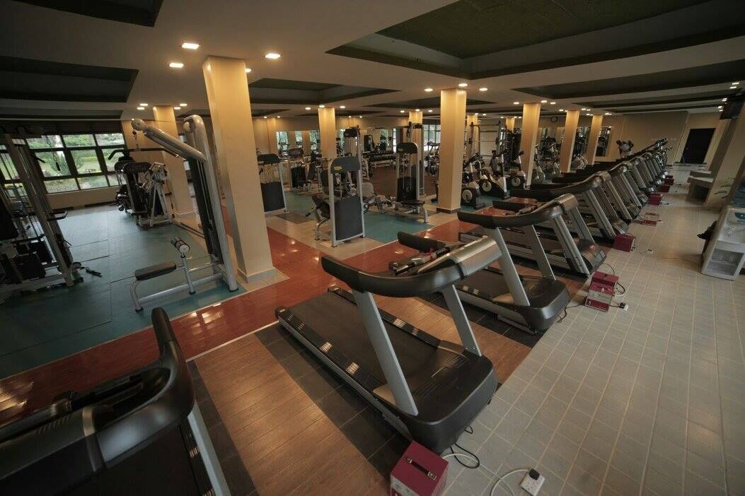 问鼎娱乐下载入口 健身房器械大全