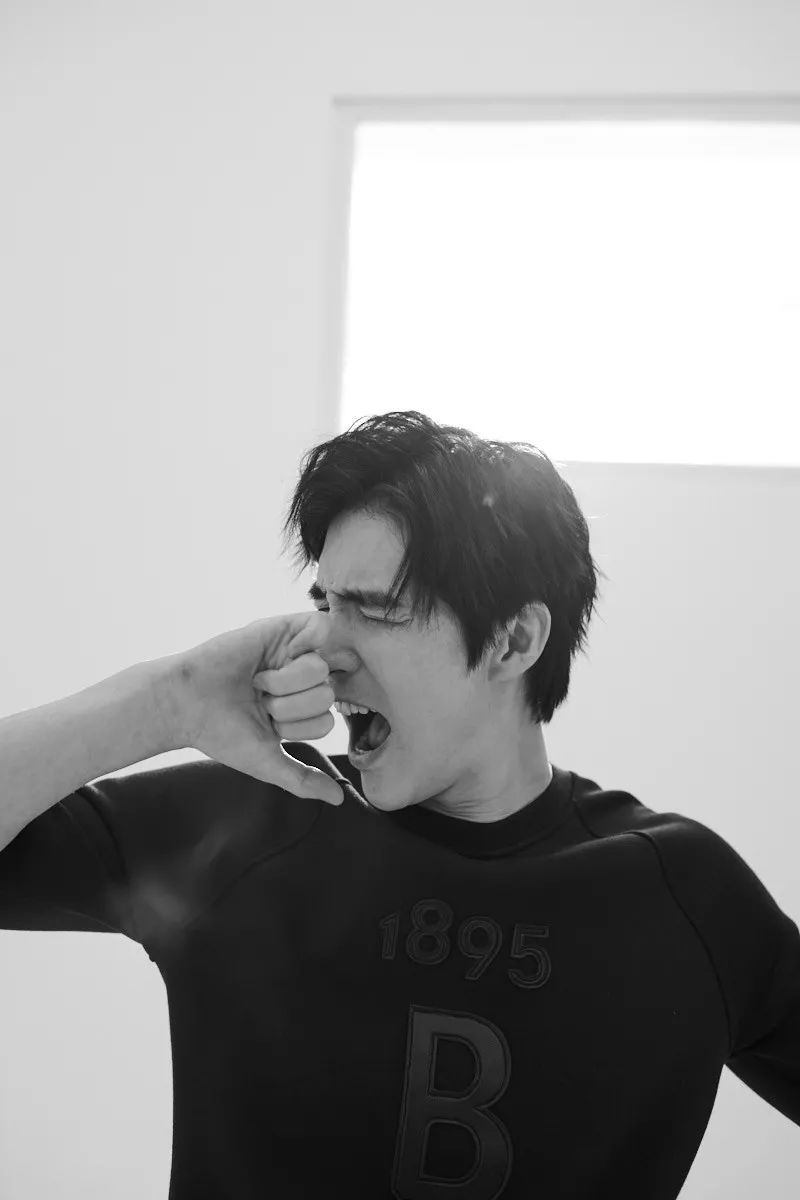 北京艺术人生_想看阿云嘎的全部舞蹈视频_音乐剧演员阿云嘎