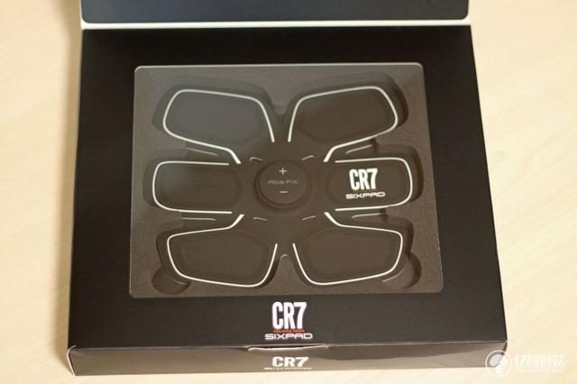 SIXPAD CR7智能家用增肌健腹仪_sixpad健身仪有用吗_EMS电流刺激肌肉原理