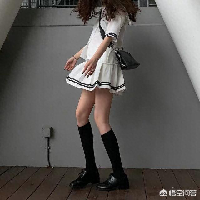 瘦手臂哑铃训练_如何快速瘦胸生活窍门_瘦脸按摩法