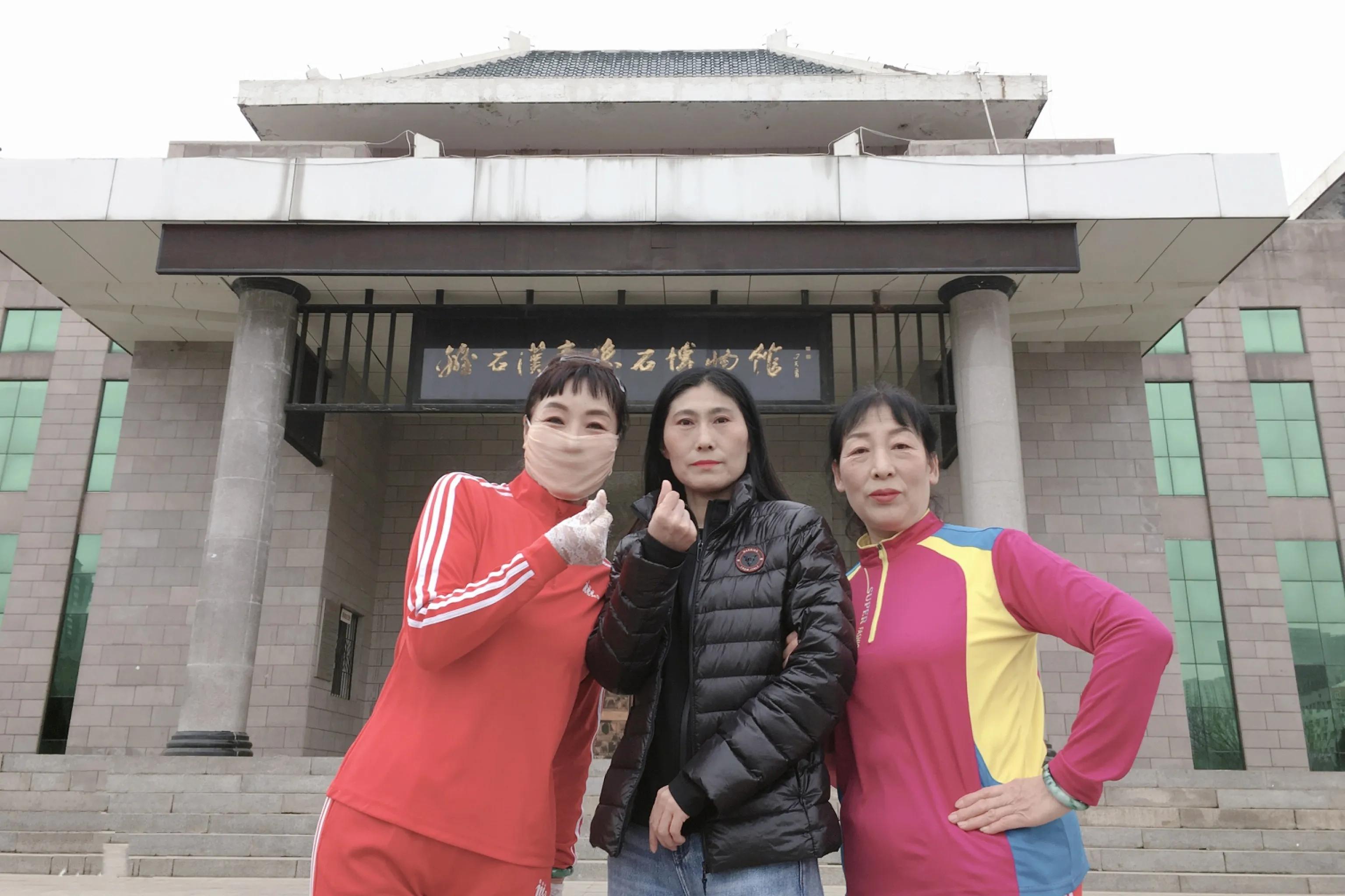 佳木斯健身操中老年人_疫情防控健身操_佳木斯快乐舞步3套