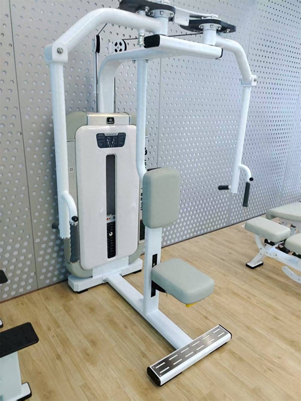 家庭多功能健身椅_多功能胸背训练器_多功能健身器械