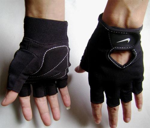 健身手套怎么选择_防滑手套推荐_新手健身手套选择