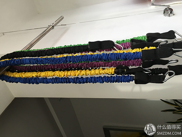 家庭健身设备_健身手套小还是大点好_哑铃选购指南