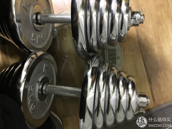 哑铃选购指南_健身手套小还是大点好_家庭健身设备