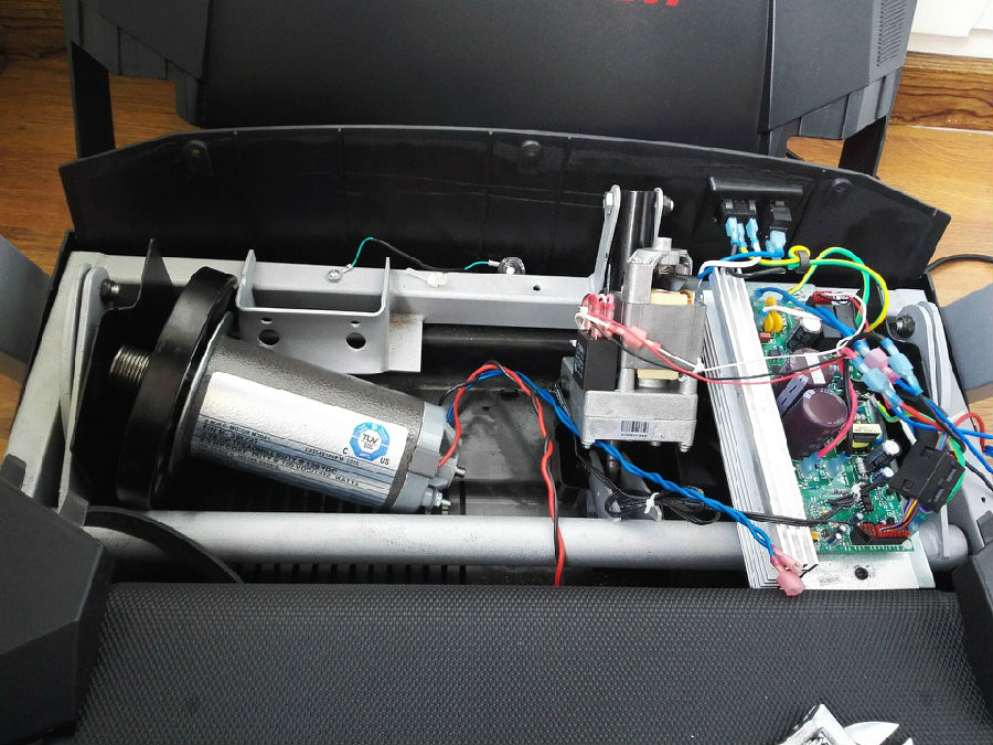 跑步机多久加一次润滑油_跑步机润滑油什么牌子好_汇祥跑步机加润滑油方法