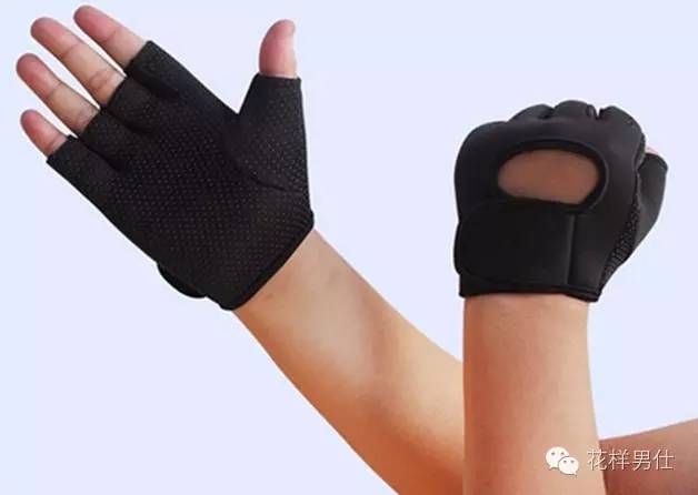 如何选择健身手套_健身手套重要性_健身手套小还是大点好