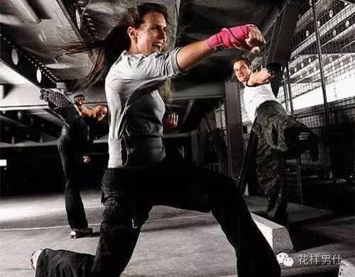 健身手套小还是大点好_如何选择健身手套_健身手套重要性