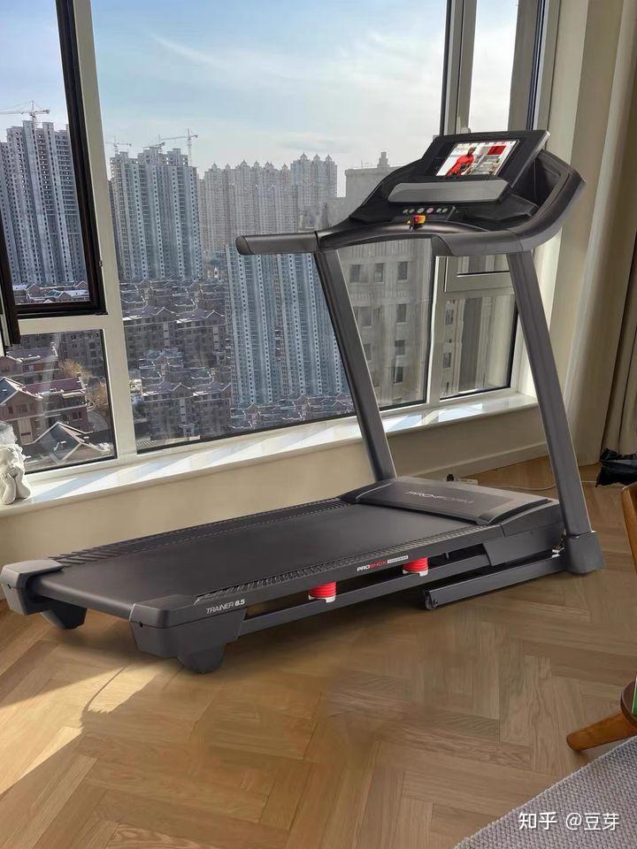 跑步机什么牌子好家用跑步机质量排名_跑步机品牌推荐_跑步机减肥效果