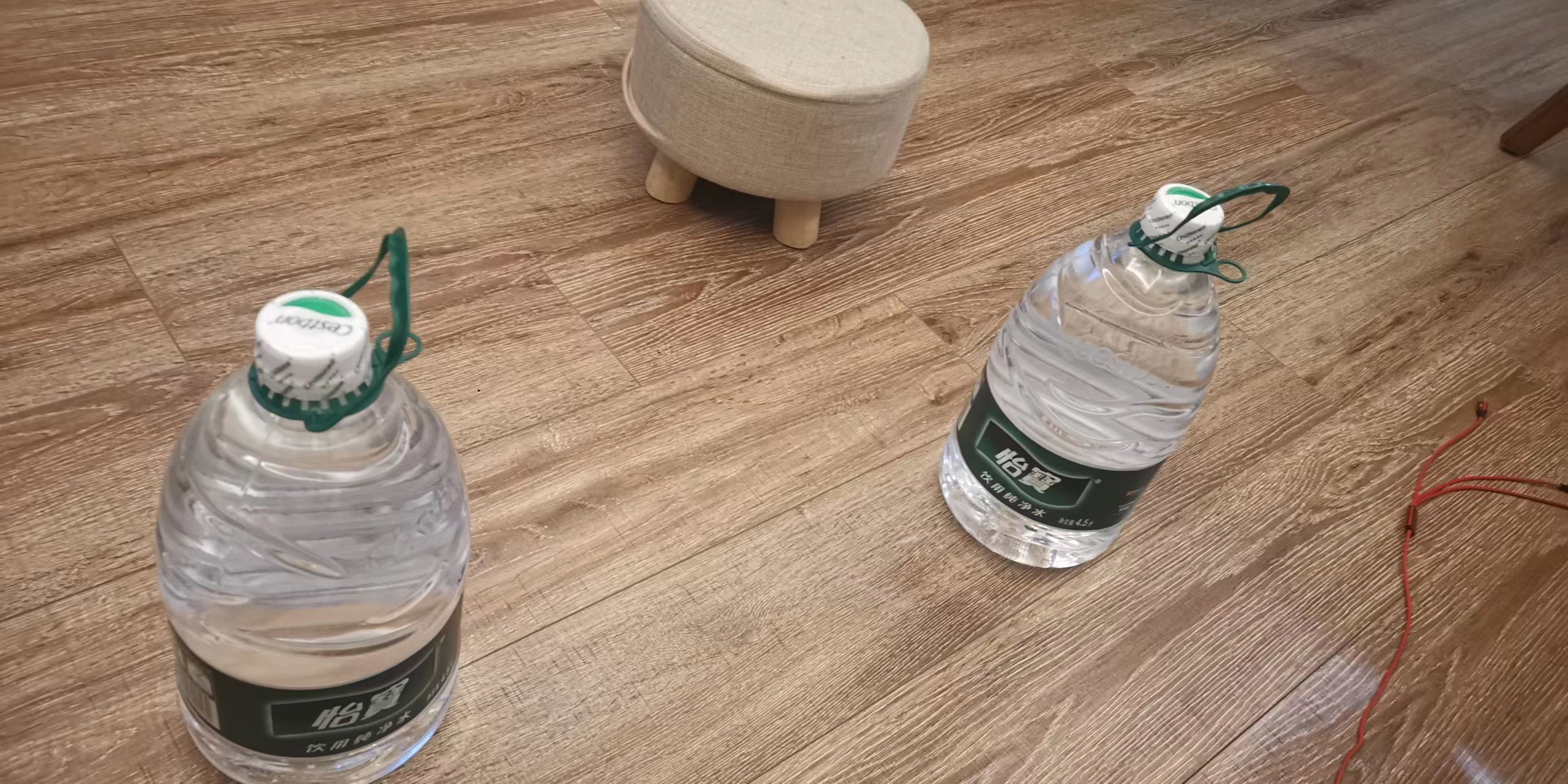 哑铃健身椅_居家力量训练_哑铃居家锻炼