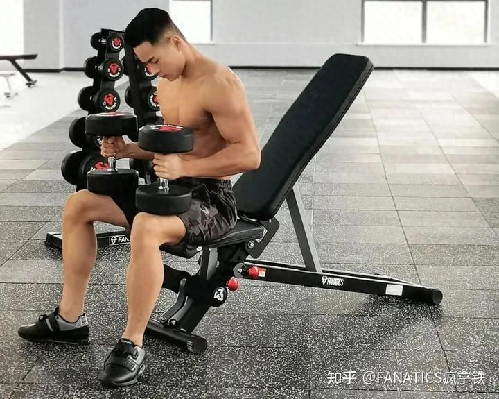 哑铃凳训练动作图解_哑铃健身椅_家用哑铃凳挑选
