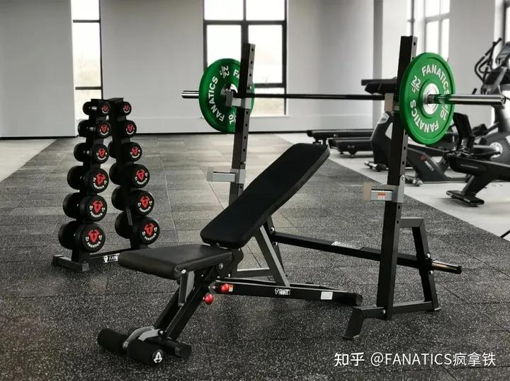 家用哑铃凳挑选_哑铃凳训练动作图解_哑铃健身椅