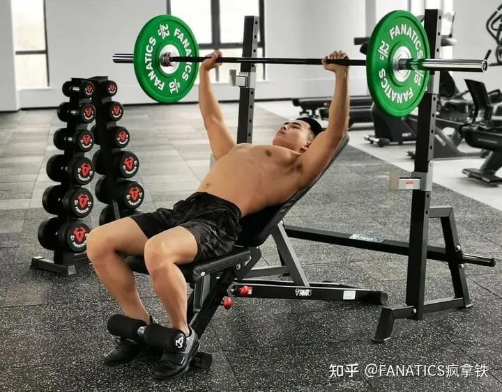 哑铃凳训练动作图解_哑铃健身椅_家用哑铃凳挑选