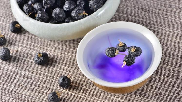 黑枸杞抗氧化功效研究_长期喝黑枸杞皮肤好得不得了_黑枸杞花青素清除自由基效果