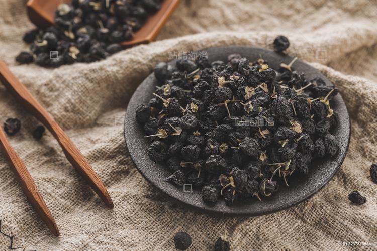 黑枸杞花青素清除自由基效果_黑枸杞抗氧化功效研究_长期喝黑枸杞皮肤好得不得了