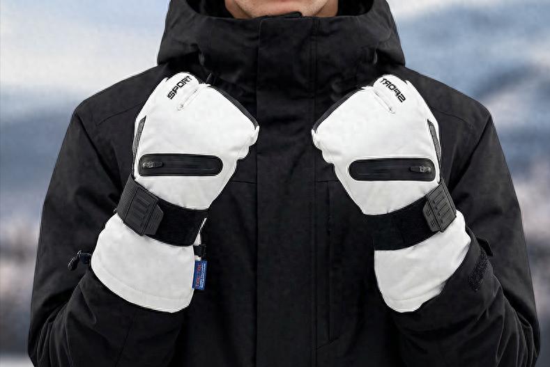 健身手套什么牌子高端_单板滑雪手套选购指南_保暖灵活耐用