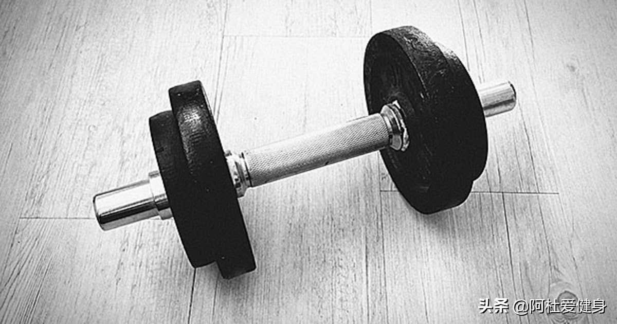 卧推肩膀疼痛缓解_哑铃健身椅什么牌子好_地板哑铃卧推肩部训练