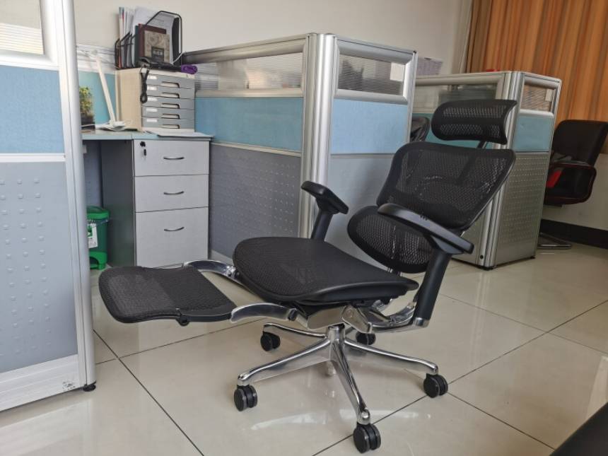 人体工学椅推荐品牌_健身椅挑选_SumLush夏草木人体工学椅评测