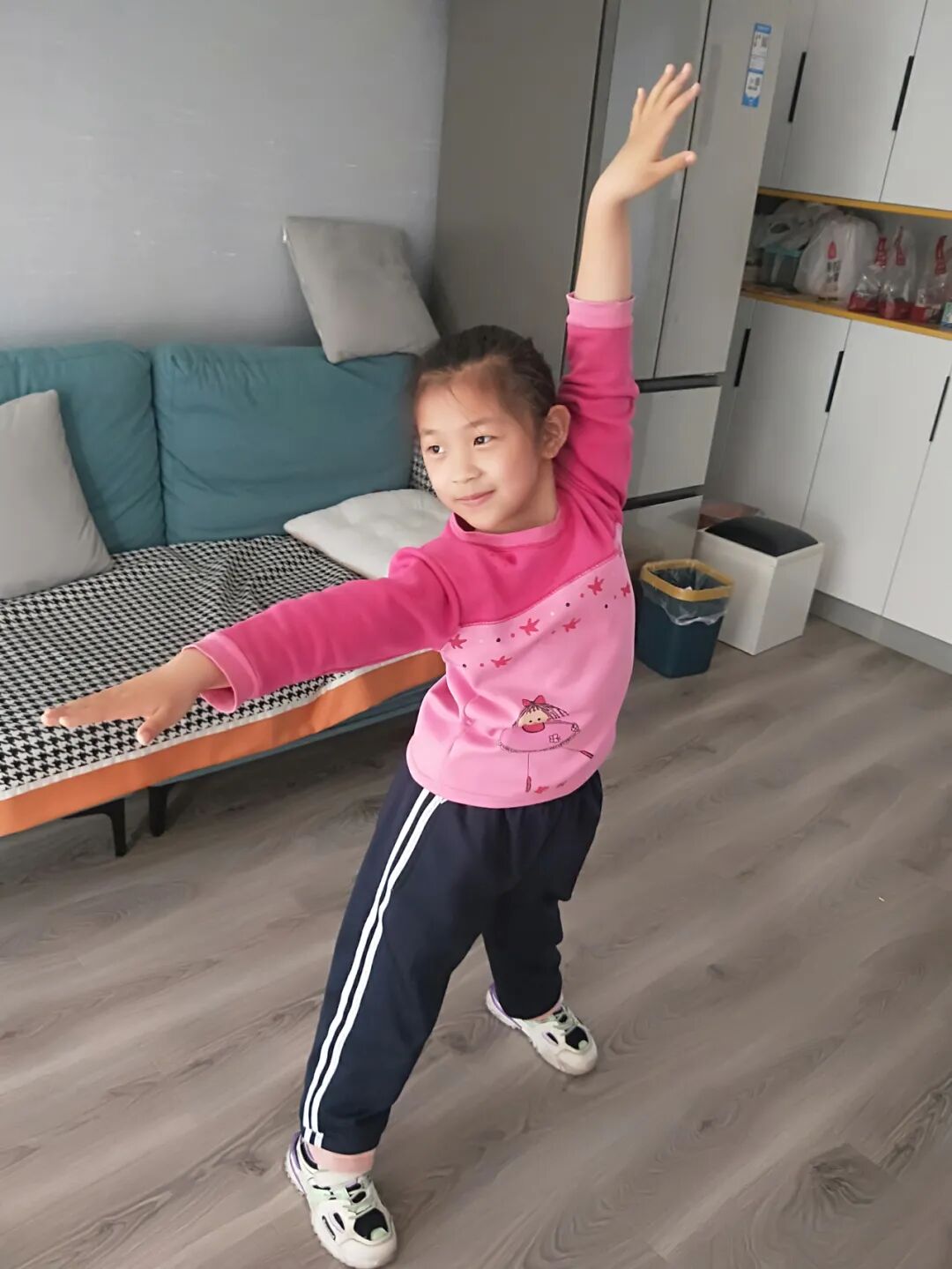 居家学习体能锻炼_青少年健康体能操舞_运动操下载