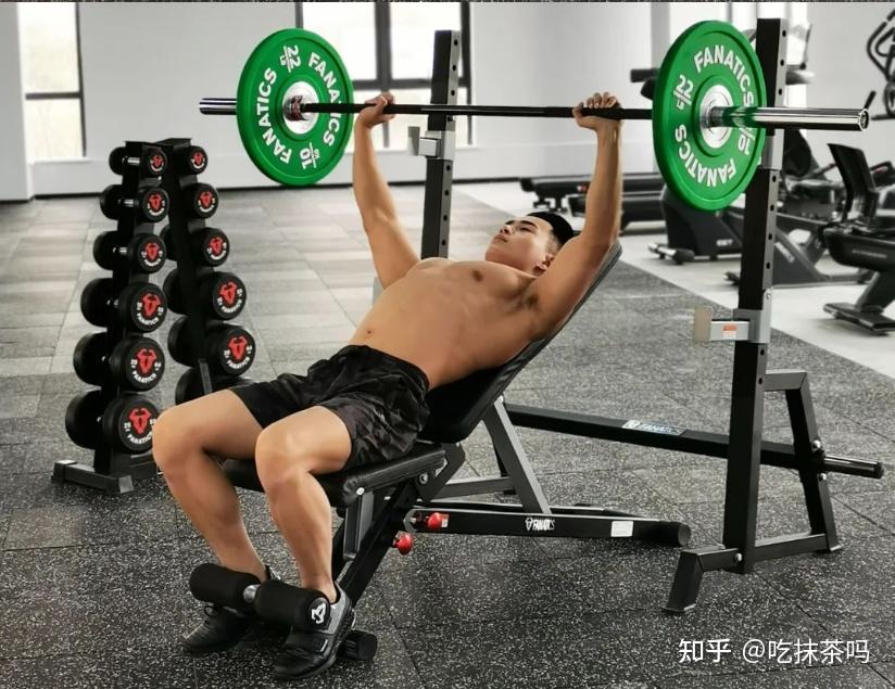 哑铃凳不同价位推荐_最新上下摇晃的健身椅_哑铃凳挑选标准