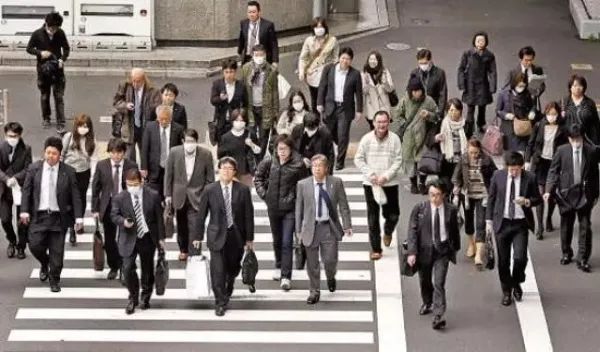 日本女性饮食清淡习惯_日本瘦腰锻炼法有用吗_日本女性不显老不显胖秘诀