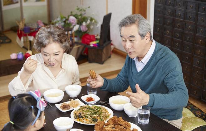 胡萝卜菠菜黑木耳_冬季排毒健脾胃食物_排毒吃什么食物好