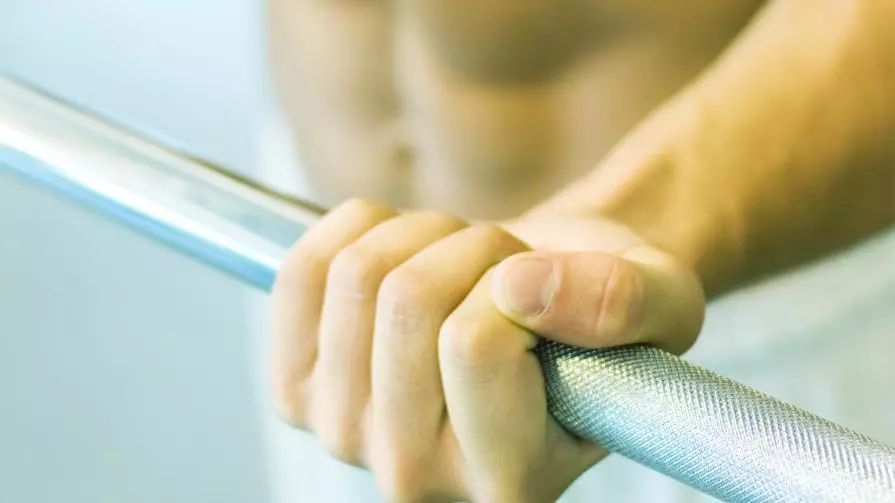 健身手套 护腕_健身手套使用理由_健身手套优缺点分析