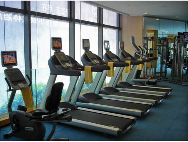 泰诺健跑步机评测_商用跑步机什么牌子好_商用跑步机品牌推荐