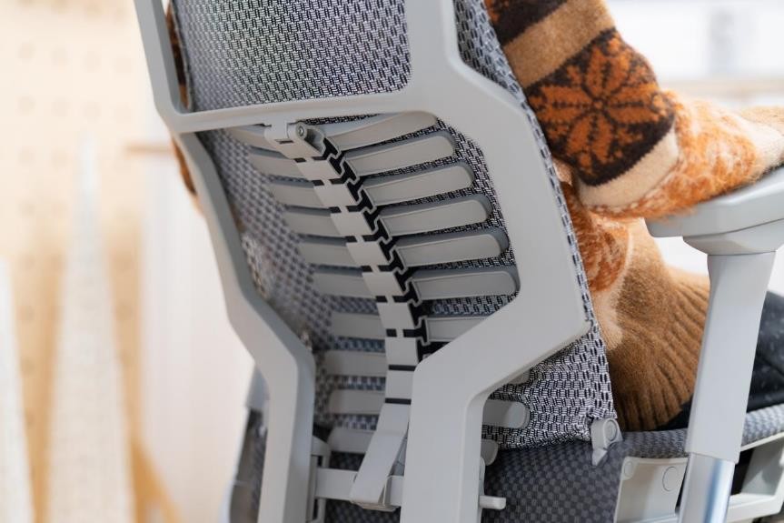 人体工学椅护腰护脊 仿生脊椎动态调节 8轴双芯漂移卸力底盘_健身椅使用方法视频