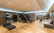 健身器械推荐_健身房练腹肌的器械_基础健身器材